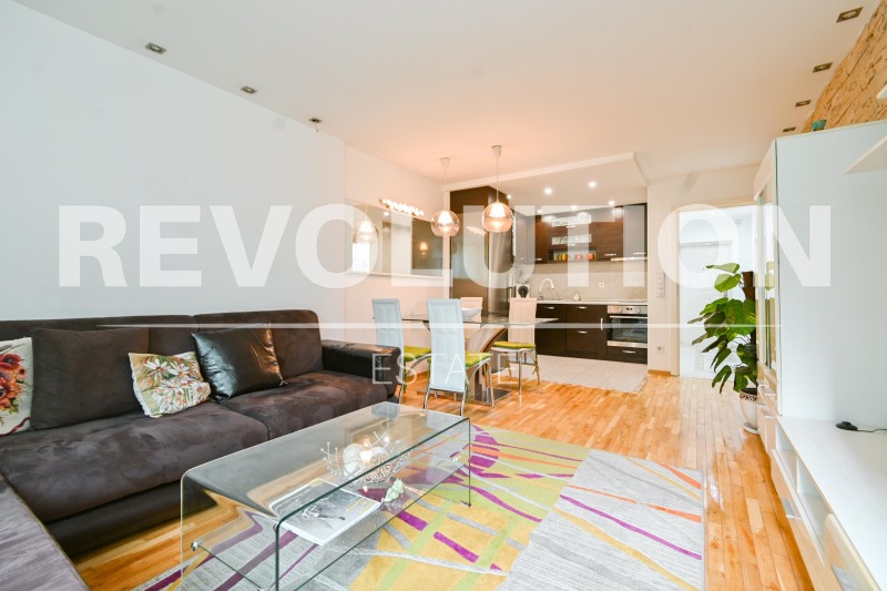 Продава 3-СТАЕН, гр. София, Дианабад, снимка 2 - Апартаменти - 52811717