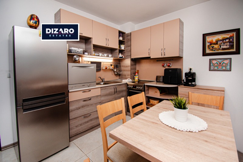 Продава 3-СТАЕН, гр. София, Полигона, снимка 2 - Апартаменти - 53393981