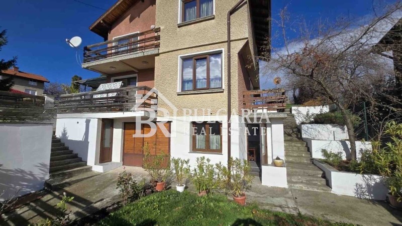 Продава КЪЩА, област София, с. Хераково • 395000 € / 772552.85 лв. • 82337812 1