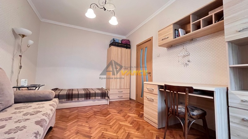 Продава 2-СТАЕН, гр. Бургас, Лазур, снимка 9 - Апартаменти - 52120792