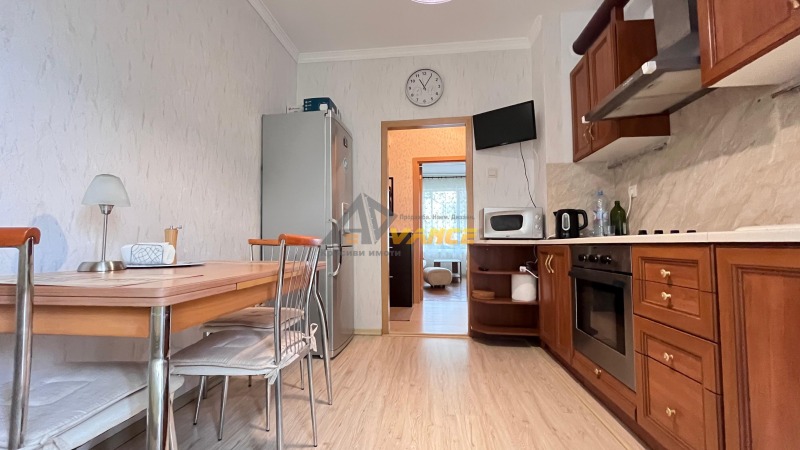 Продава 2-СТАЕН, гр. Бургас, Лазур, снимка 7 - Апартаменти - 52120792