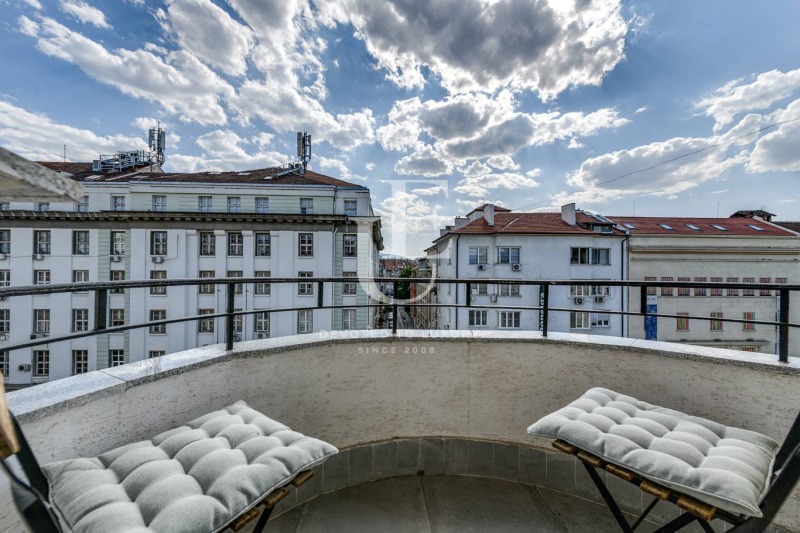 Eladó  2 hálószobás Sofia , Centar , 81 négyzetméter | 77463499