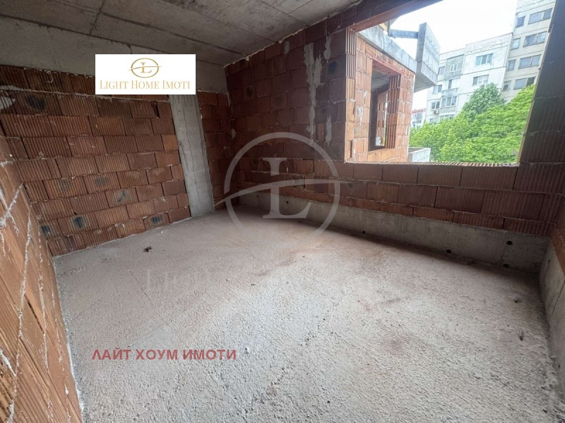 À venda  2 quartos Plovdiv , Trakiia , 104 m² | 63542040 - imagem [5]