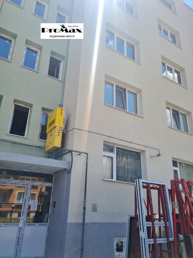 Продава 3-СТАЕН, гр. Ботевград, област София област