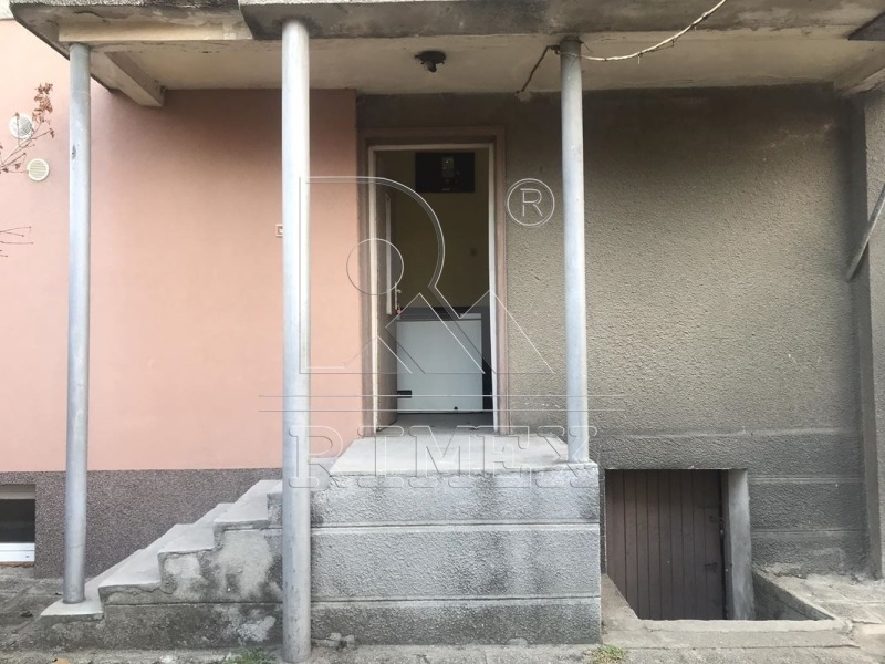 En venta  Piso de la casa región Plovdiv , Stamboliyski , 184 metros cuadrados | 88088259