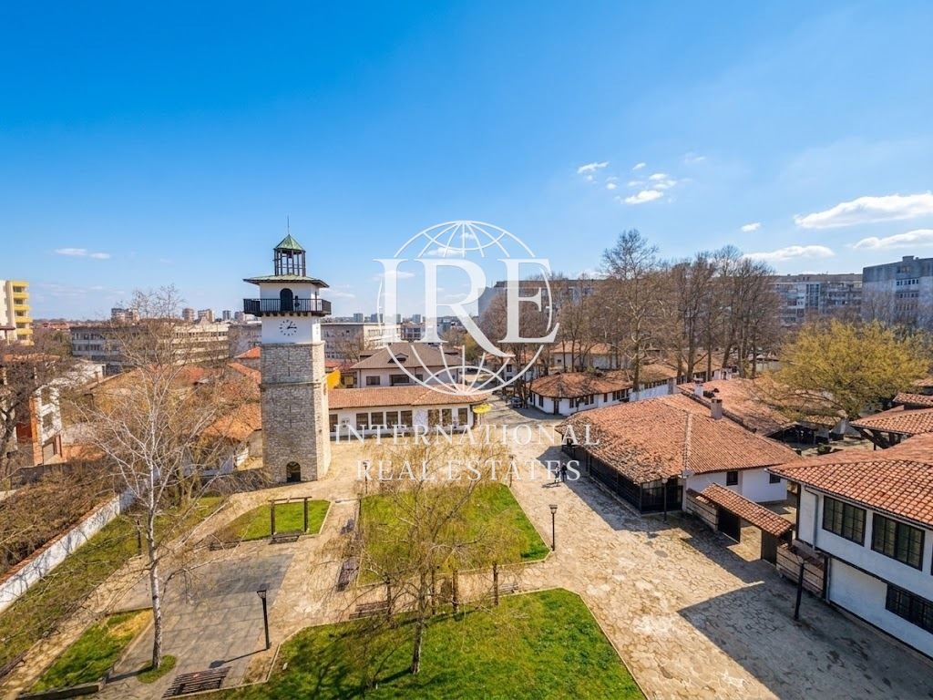 Продава 3-СТАЕН, гр. Добрич, Център, снимка 2 - Апартаменти - 54426645