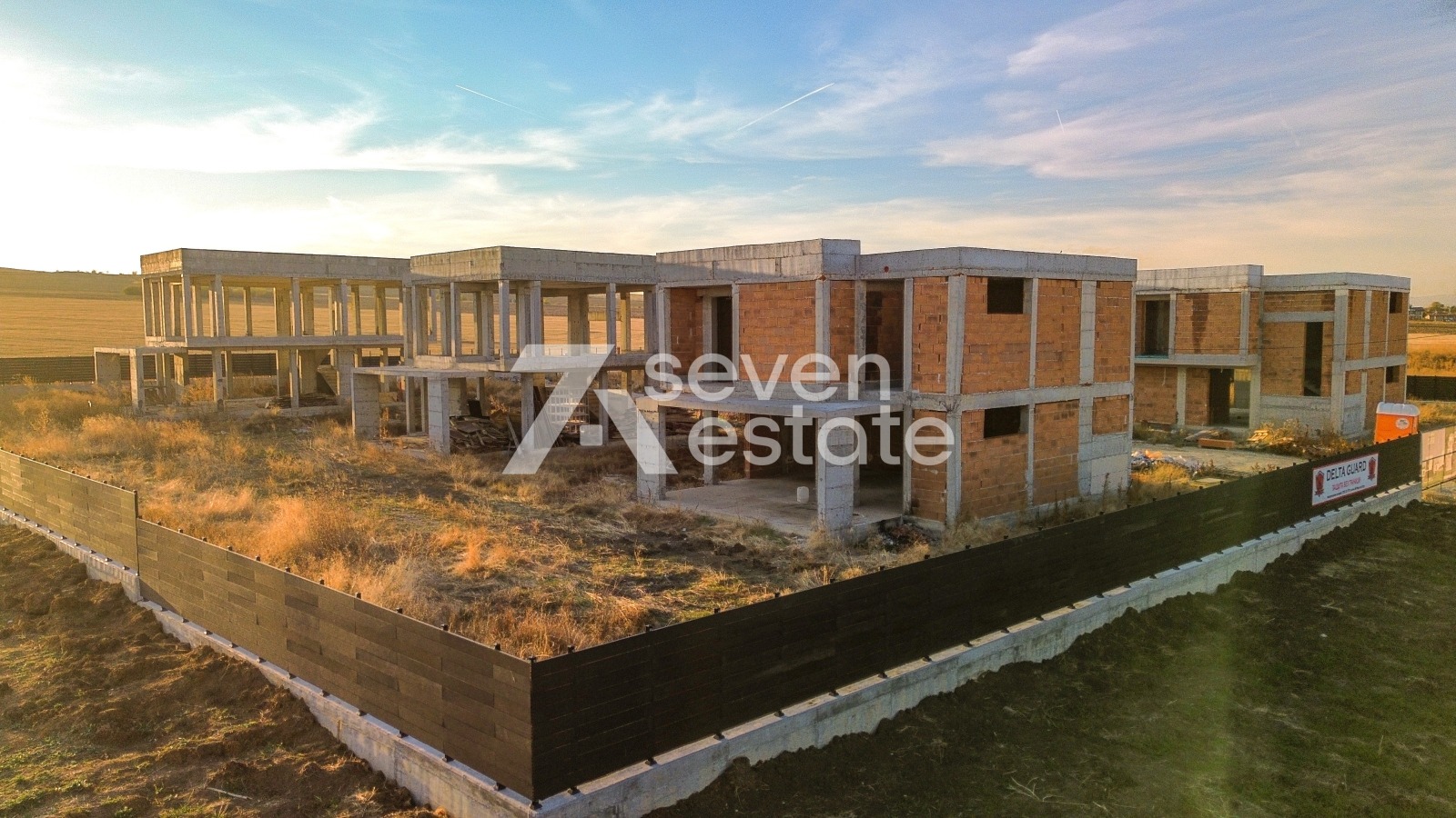 Продава КЪЩА, с. Белица, област София област, снимка 2 - Къщи - 56600314
