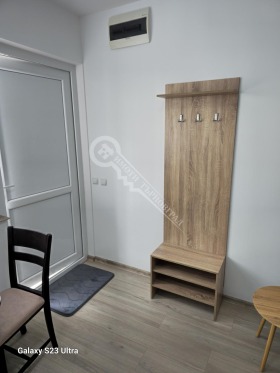 Studio Zona B, Veliko Tarnovo 6