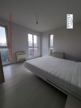 2 Schlafzimmer Briz, Warna 12