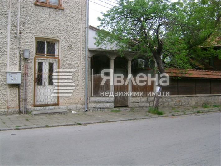 Продава КЪЩА, с. Гложене, област Ловеч, снимка 3 - Къщи - 55149373