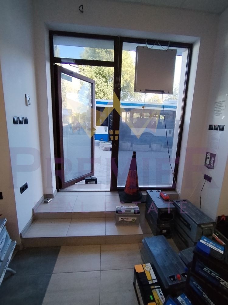 Продава МАГАЗИН, гр. Варна, Гранд Мол, снимка 10 - Магазини - 53590171