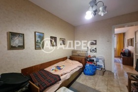 Продава 2-стаен град София Западен парк - [1] 