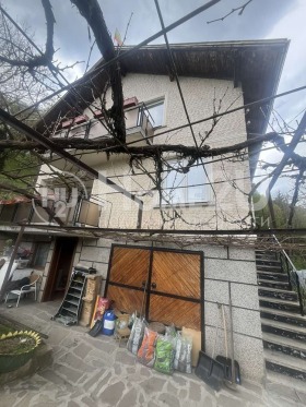 Обява продава къща, с. Радуловци, област София