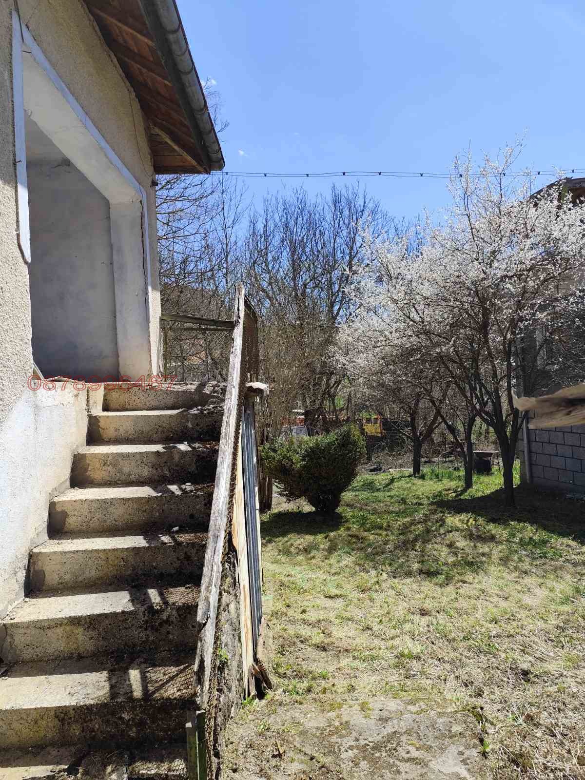 Продава КЪЩА, с. Гинци, област София област, снимка 11 - Къщи - 54598289