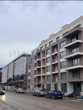 1 quarto Malinova dolina, Sofia 1