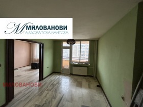 4-стаен град София, Слатина 8