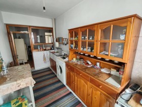 3+ makuuhuone Ljatno kino Trakija, Varna