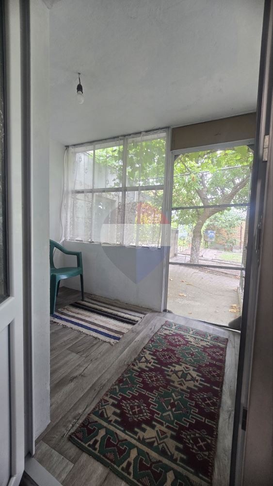 Продава КЪЩА, гр. Аксаково, област Варна, снимка 5 - Къщи - 55702435