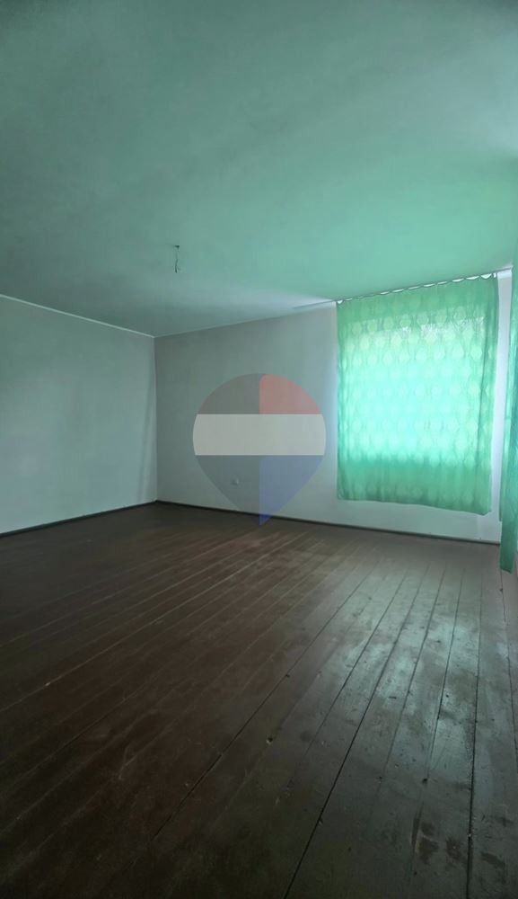 Продава КЪЩА, гр. Аксаково, област Варна, снимка 14 - Къщи - 55702435