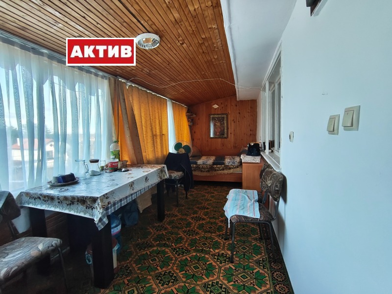 Продава ВИЛА, гр. Търговище, Вилна зона, снимка 6 - Вили - 52741077