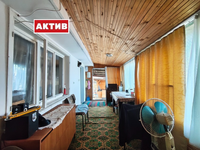 Продава ВИЛА, гр. Търговище, Вилна зона, снимка 7 - Вили - 52741077