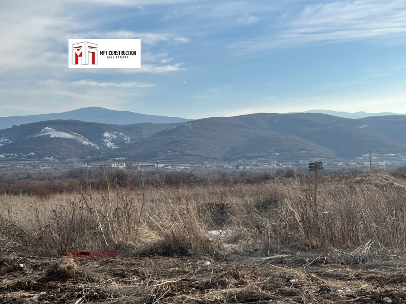 Zu verkaufen  Handlung region Plowdiw , Parwenez , 1760 qm | 63412244 - Bild [7]