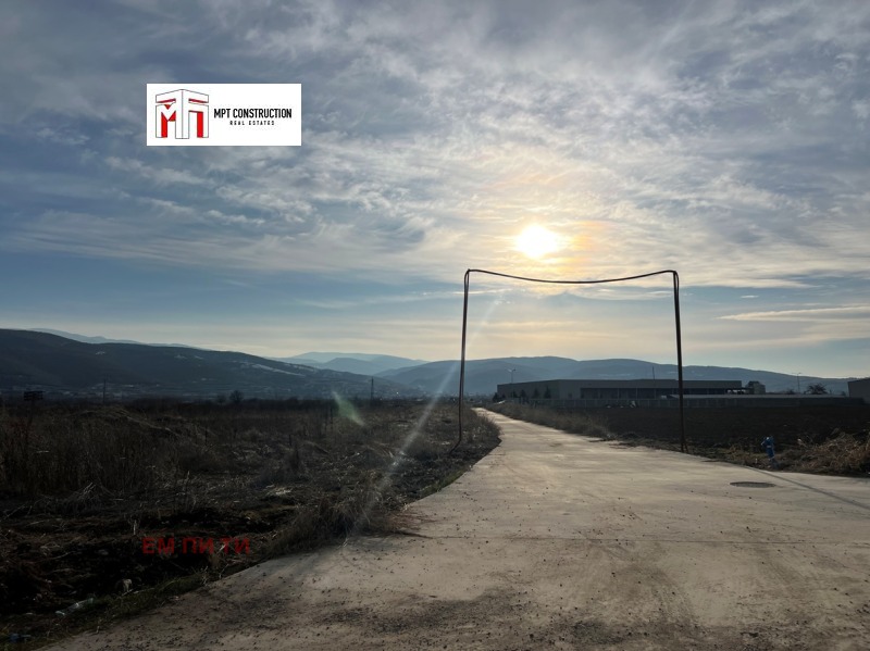 Zu verkaufen  Handlung region Plowdiw , Parwenez , 1760 qm | 63412244 - Bild [6]