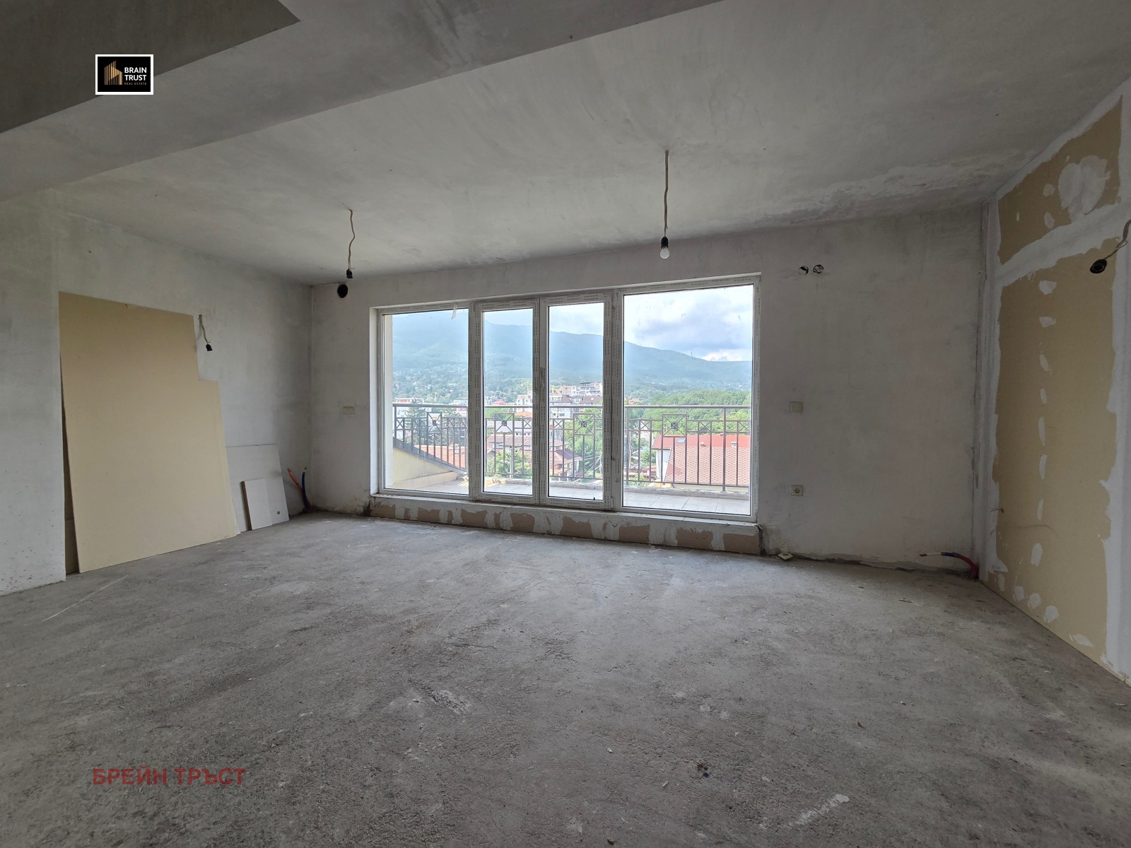 Продава МНОГОСТАЕН, гр. София, Карпузица, снимка 2 - Апартаменти - 54868892