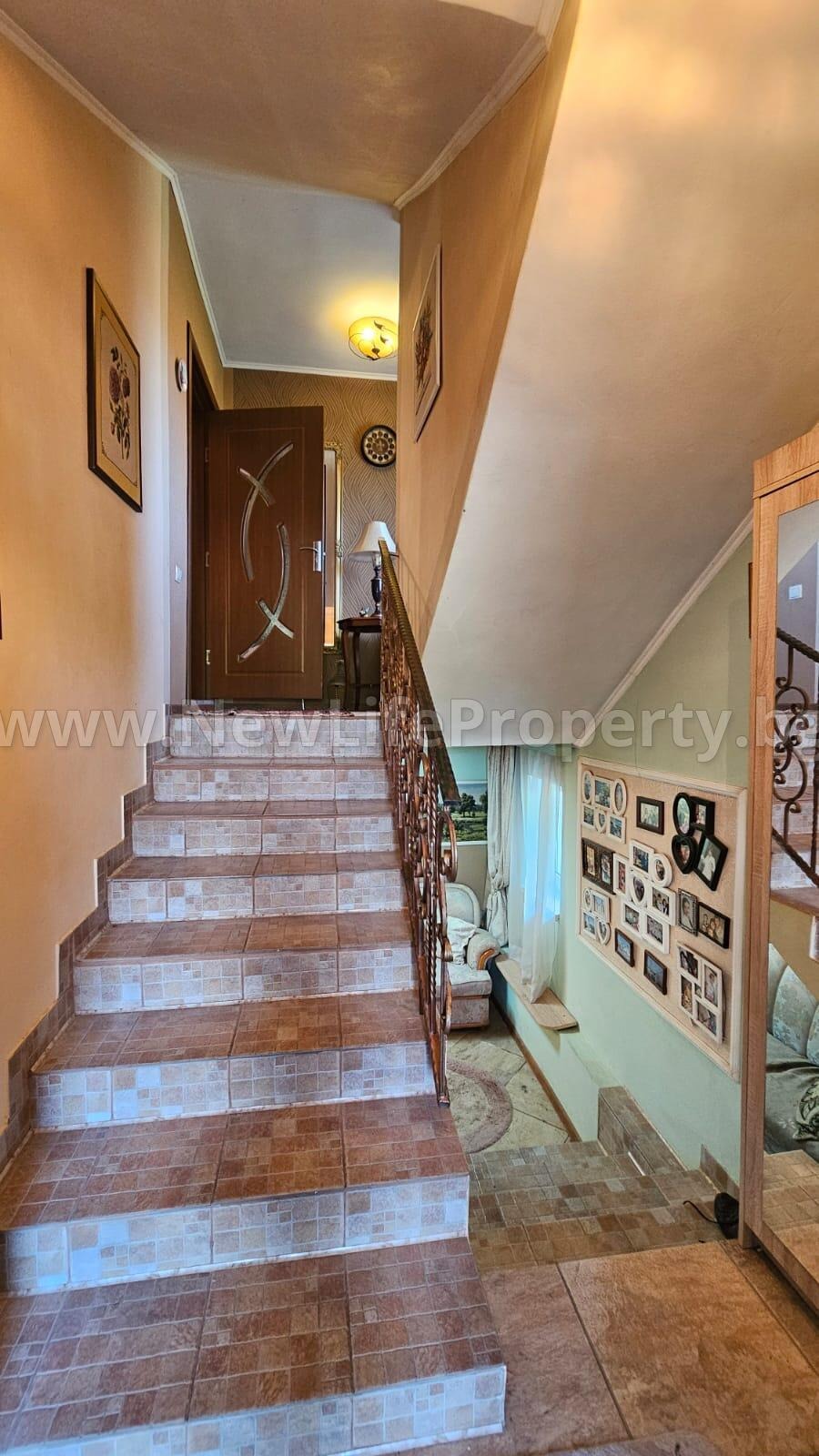 Продава КЪЩА, гр. Средец, област Бургас, снимка 2 - Къщи - 51498364