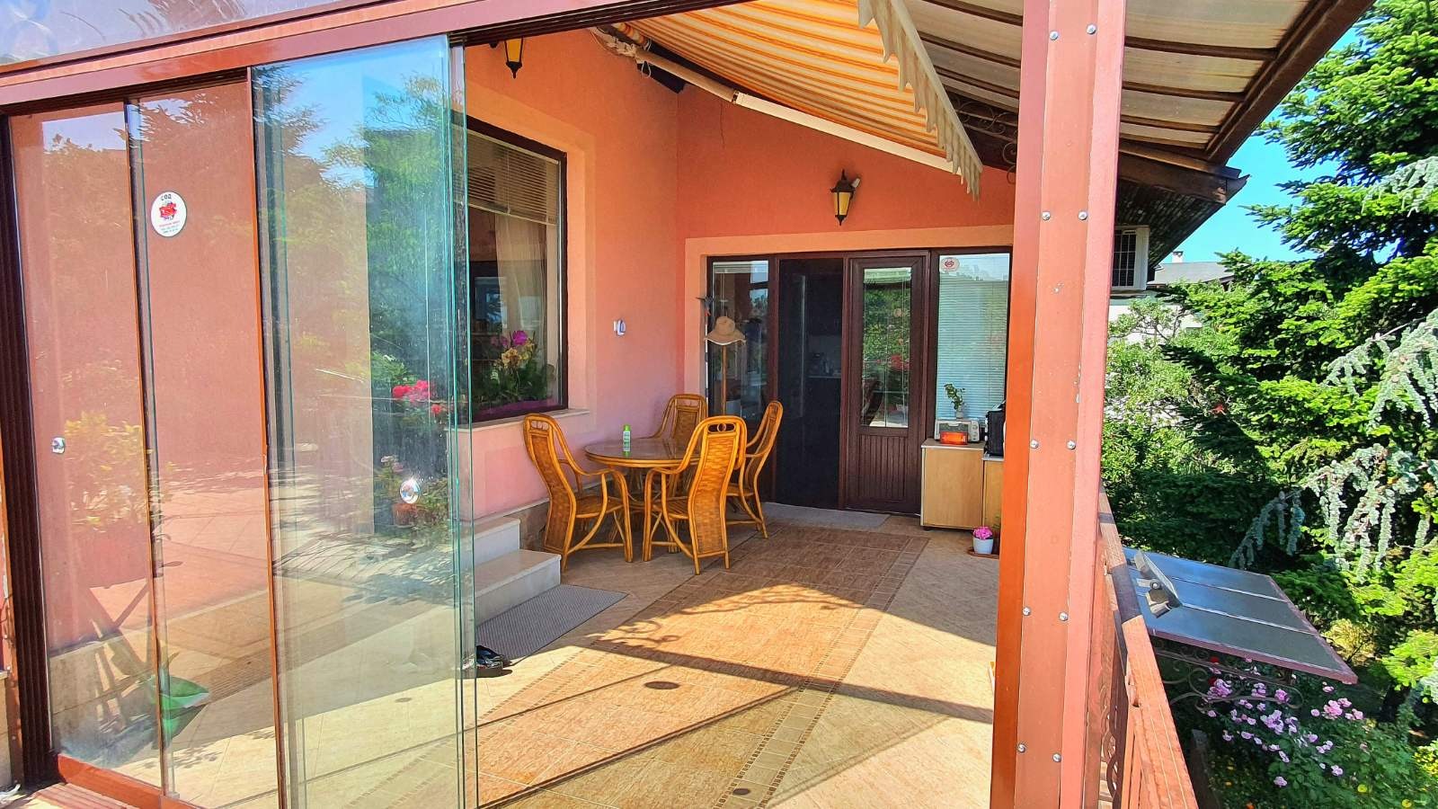 Продава КЪЩА, гр. Варна, Бриз, снимка 9 - Къщи - 53862039