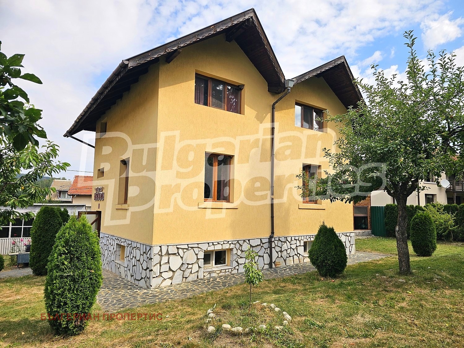Продава ХОТЕЛ, с. Мала църква, област София област, снимка 2 - Хотели - 55689985