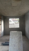 Продава КЪЩА, област Варна, с. Яребична • 85000 € / 166245.55 лв. • 55192350 5