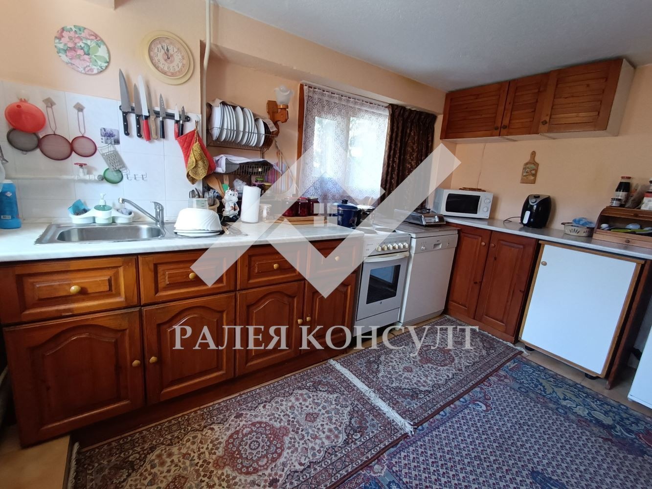 Продава КЪЩА, с. Скутаре, област Пловдив, снимка 10 - Къщи - 54986107
