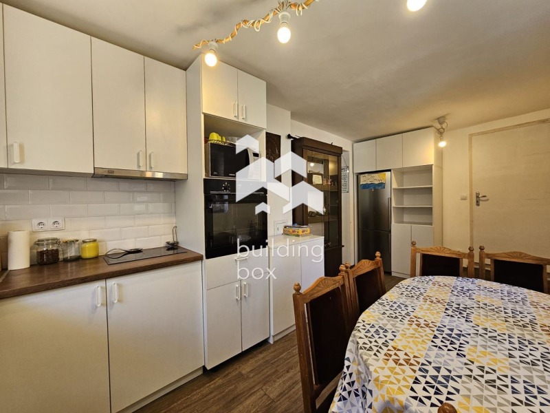 Продава ЕТАЖ ОТ КЪЩА в област Пазарджик, гр. Батак - 122 кв.м / 79 900 € » 156 270.82 лв., БИЛДИНГ БОКС