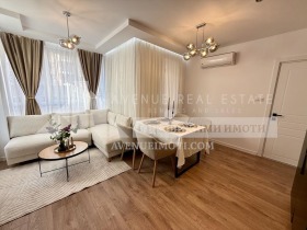 Продава 2-стаен град Пловдив Южен - [1] 