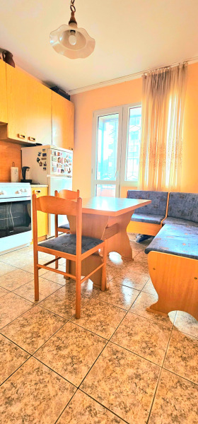 3 Schlafzimmer Ljulin 3, Sofia