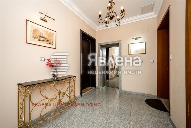 Продава МНОГОСТАЕН, гр. София, Бояна, снимка 17 - Апартаменти - 56264254