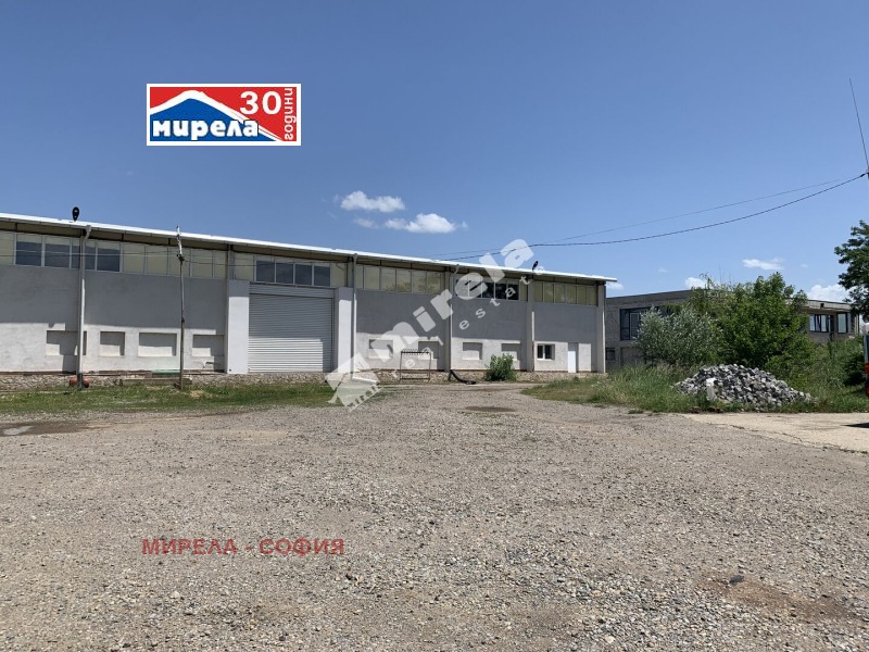 À venda  Construção industrial Sofia , Miroviane , 1150 m² | 31926557 - imagem [4]