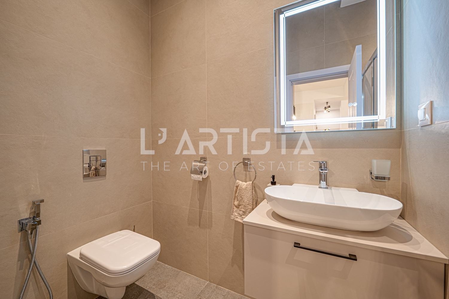 Продава 3-СТАЕН, гр. София, Център, снимка 12 - Апартаменти - 54905027