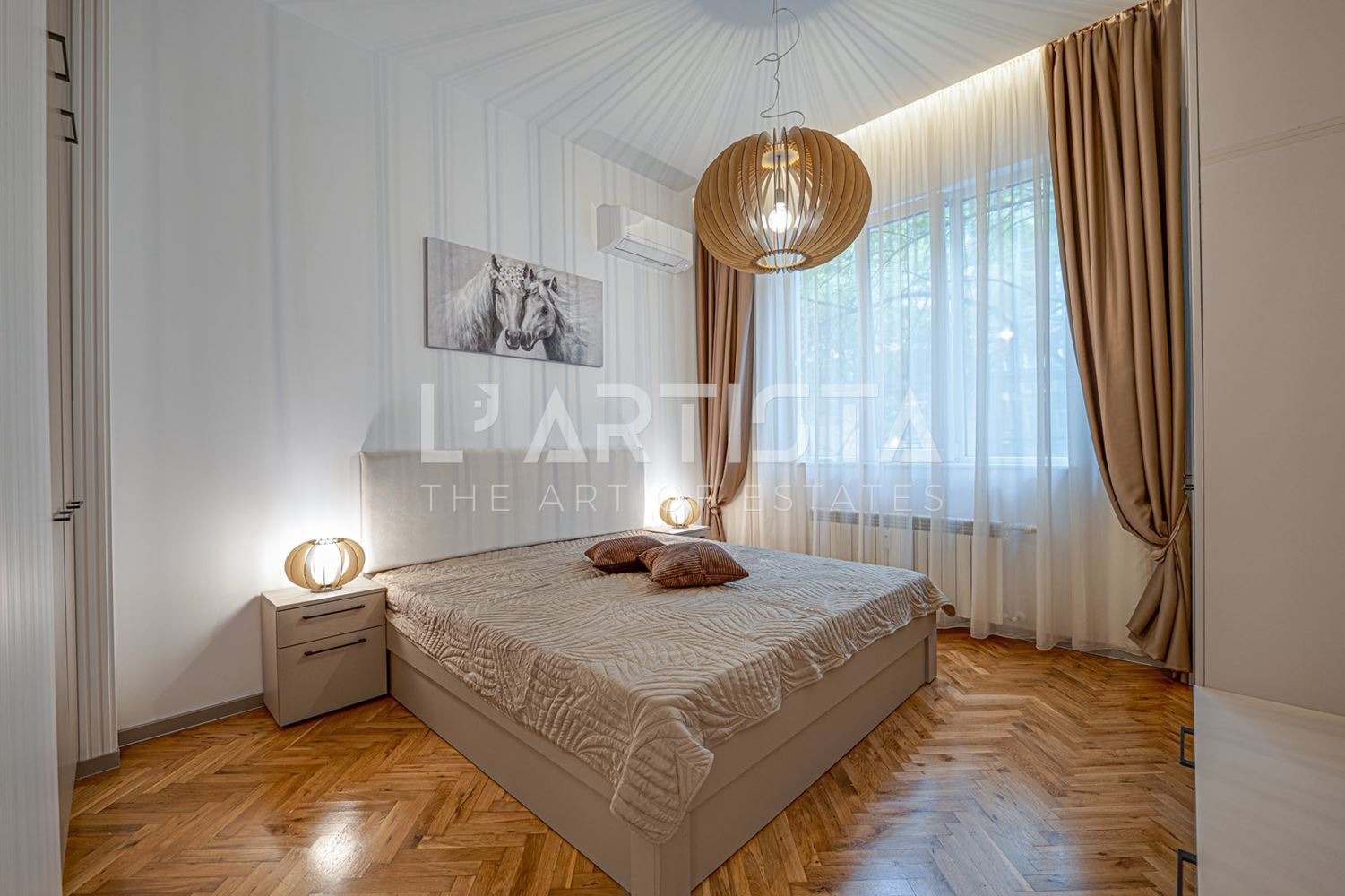 Продава 3-СТАЕН, гр. София, Център, снимка 6 - Апартаменти - 54905027