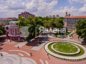 2 спальні Център, Варна