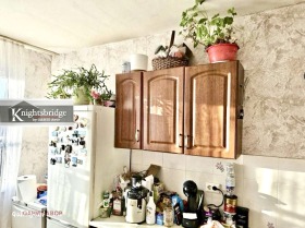 3 bedroom Hipodruma, Sofia