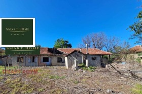Ev Polikraişe, bölge Veliko Tarnovo