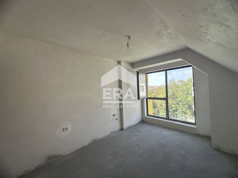 De vânzare  1 dormitor Ruse , Șiroc țentâr , 76 mp | 86484722 - imagine [4]