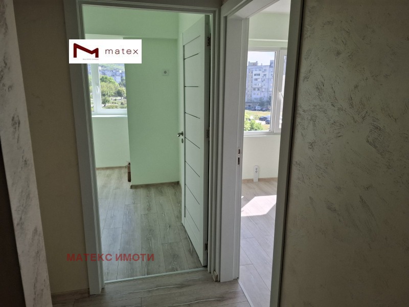 Te koop  2 slaapkamers Varna , Vladislav Varnentsjik 1 , 68 m² | 58251368