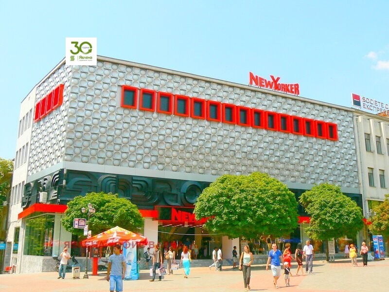Продава 3-СТАЕН, град Варна, Център • 225000 € / 440061.75 лв. • 54075049 1