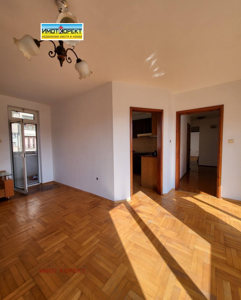 Till salu  2 sovrum Pazardjik , Centar , 124 kvm | 44757075 - bild [4]