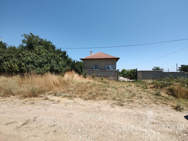 Te koop  Huis regio Varna , Bliznatsi , 100 m² | 70373728 - afbeelding [17]