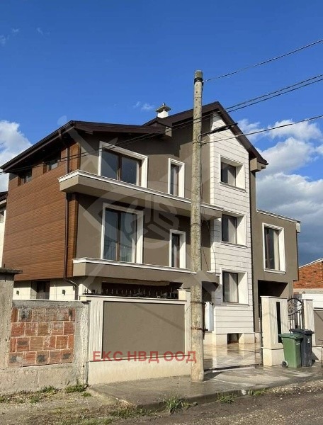 Продава  Къща област Пловдив , с. Белозем , 600 кв.м | 22867540 - изображение [2]