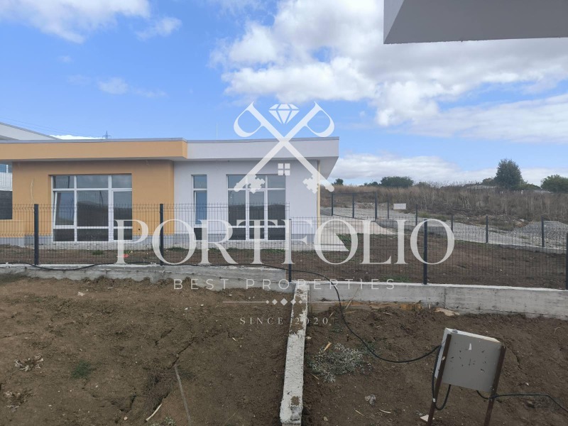 Продава КЪЩА, с. Черни връх, област Бургас